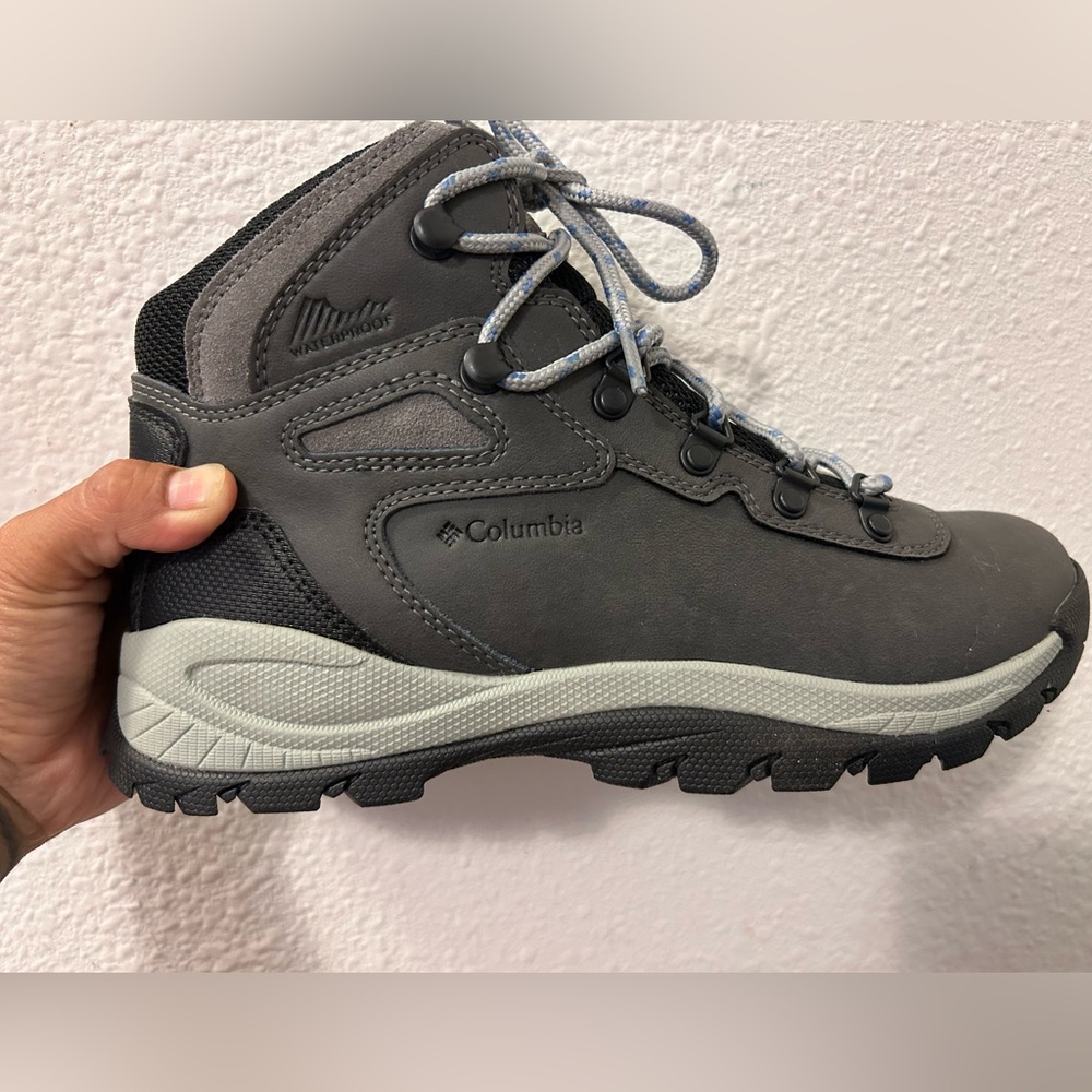 Columbia Gray and Black Outdoor Boots Rugged Design